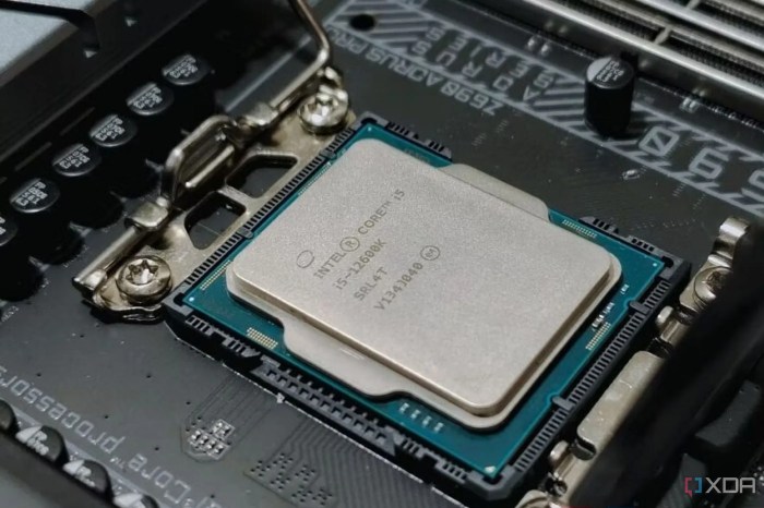 Intel doubles down on netbook processors