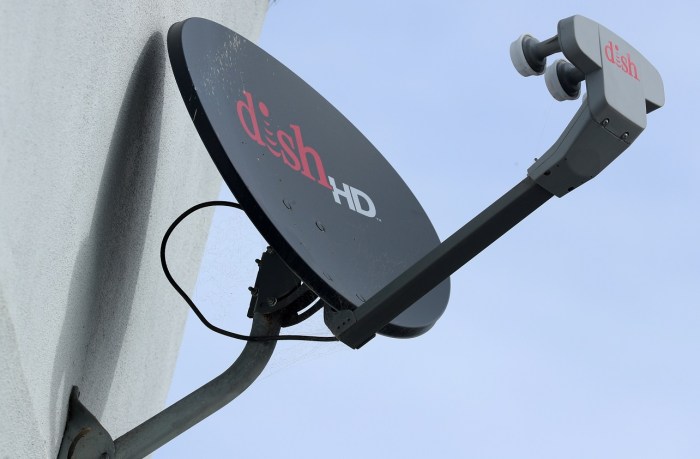 Dish aims slingbox at ithings bbs and androids