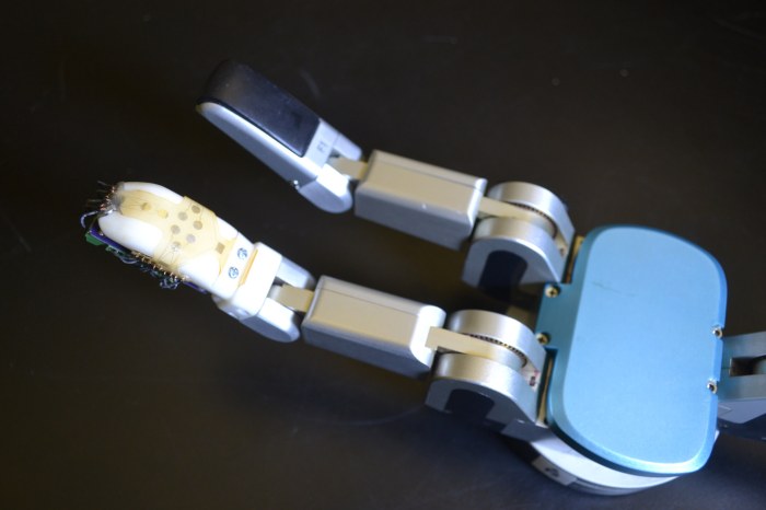 E skin for robots could lead to touchy feely prosthetics for humans