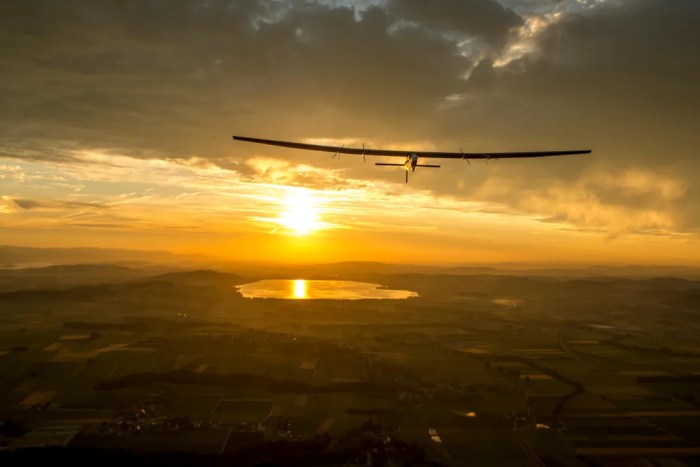 Solar powered plane takes off for day and night test flight