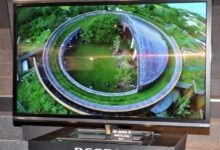 Toshiba 3d tv ditches glasses but demands tight seating