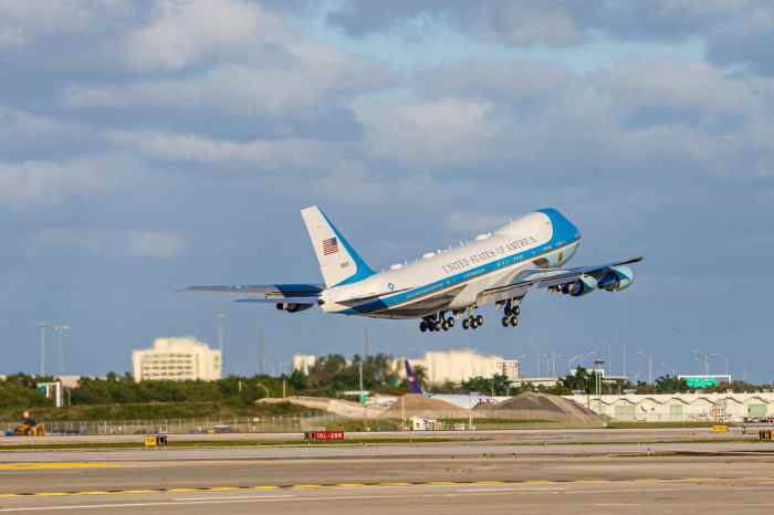 Air force tight lipped about unmanned mini shuttle mission