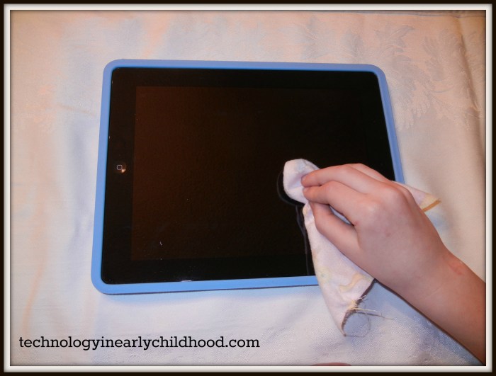Ipad clean ipads cleaning cloth cotton soft Ipads not soft enough to cushion journalisms hard landing