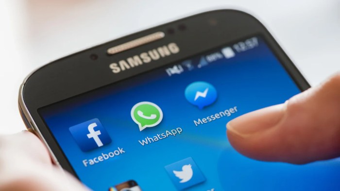 Design facebook mobile pages techcrunch launches yelp details actions redesign ratings challenges featuring biz local comparison middle