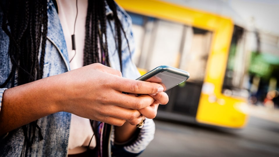Parent texting addicted get mobile app spy responsible signs teen cell addiction child know if phone kids Parent texting addicted get mobile app spy responsible signs teen cell addiction child know if phone kids